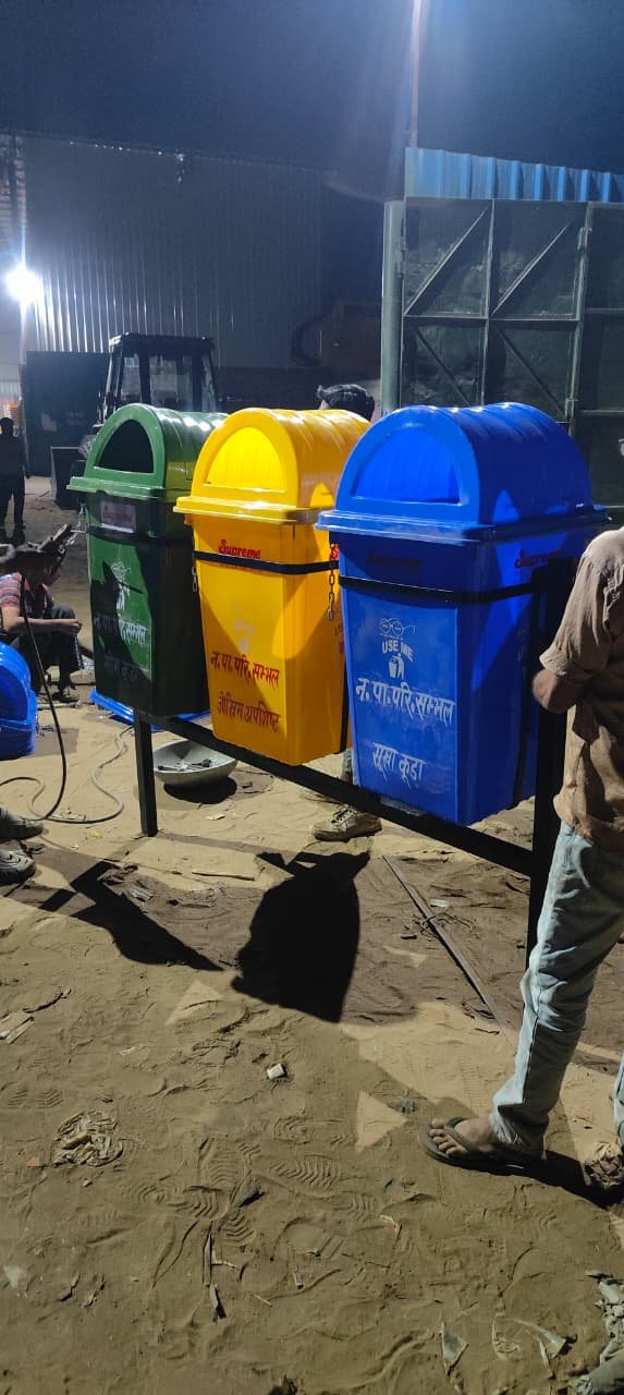 Plastic HDPE Dustbin
